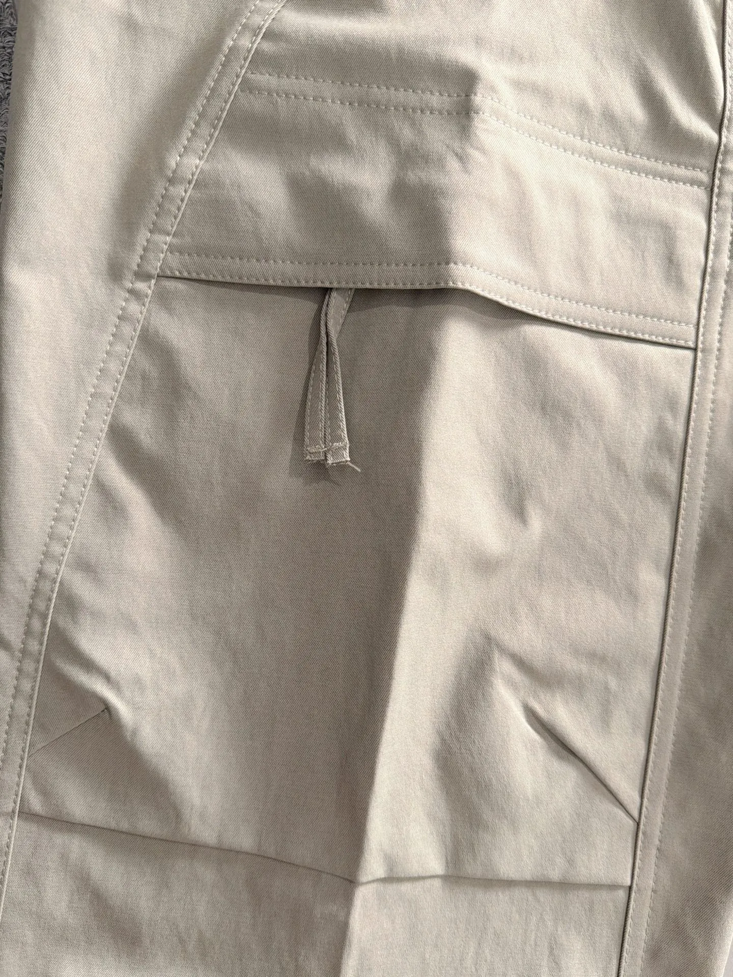 LP 2041 spring and summer New Arrival casual pants, counter-customized fabric Breathable, high comfort, impeccable details, brand element design concept, reflecting high quality. It feels delicate and soft! It presents a casual cut and the upper body shape is great! Sizes:M-4XL
